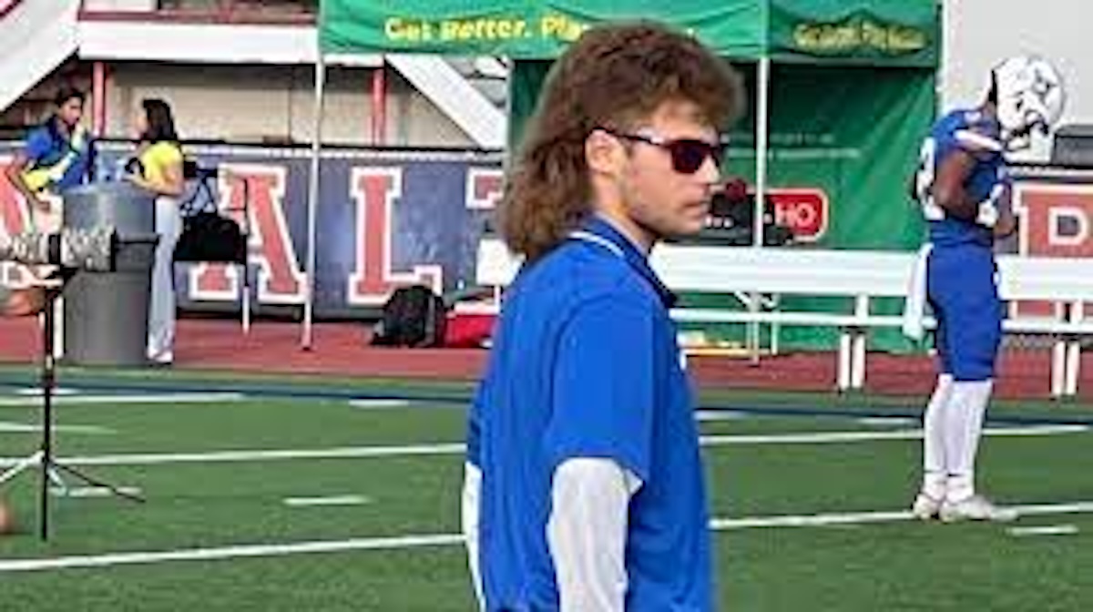 High School Football mullet king? Check out this flow